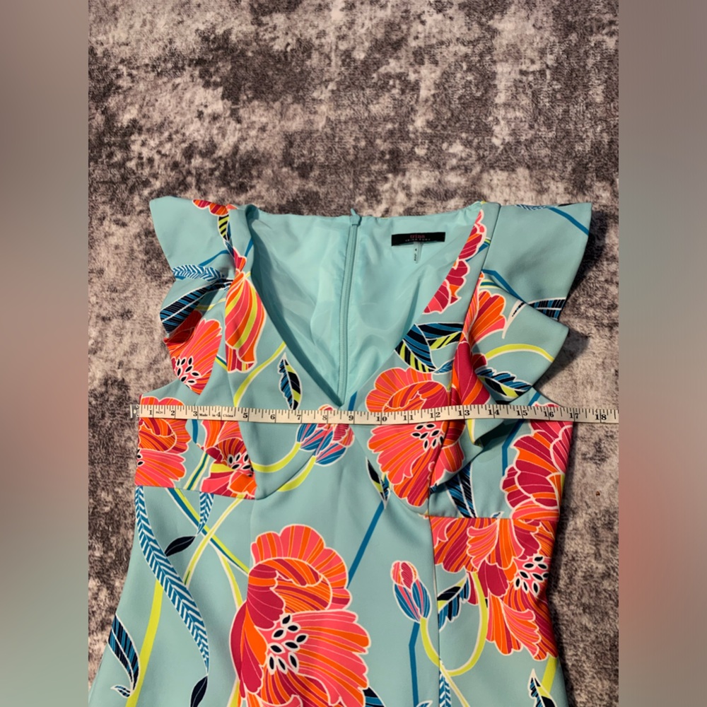 Trina Turk Linzy Flutter Sleeve Dress Size 4‎ - Picture 4 of 7